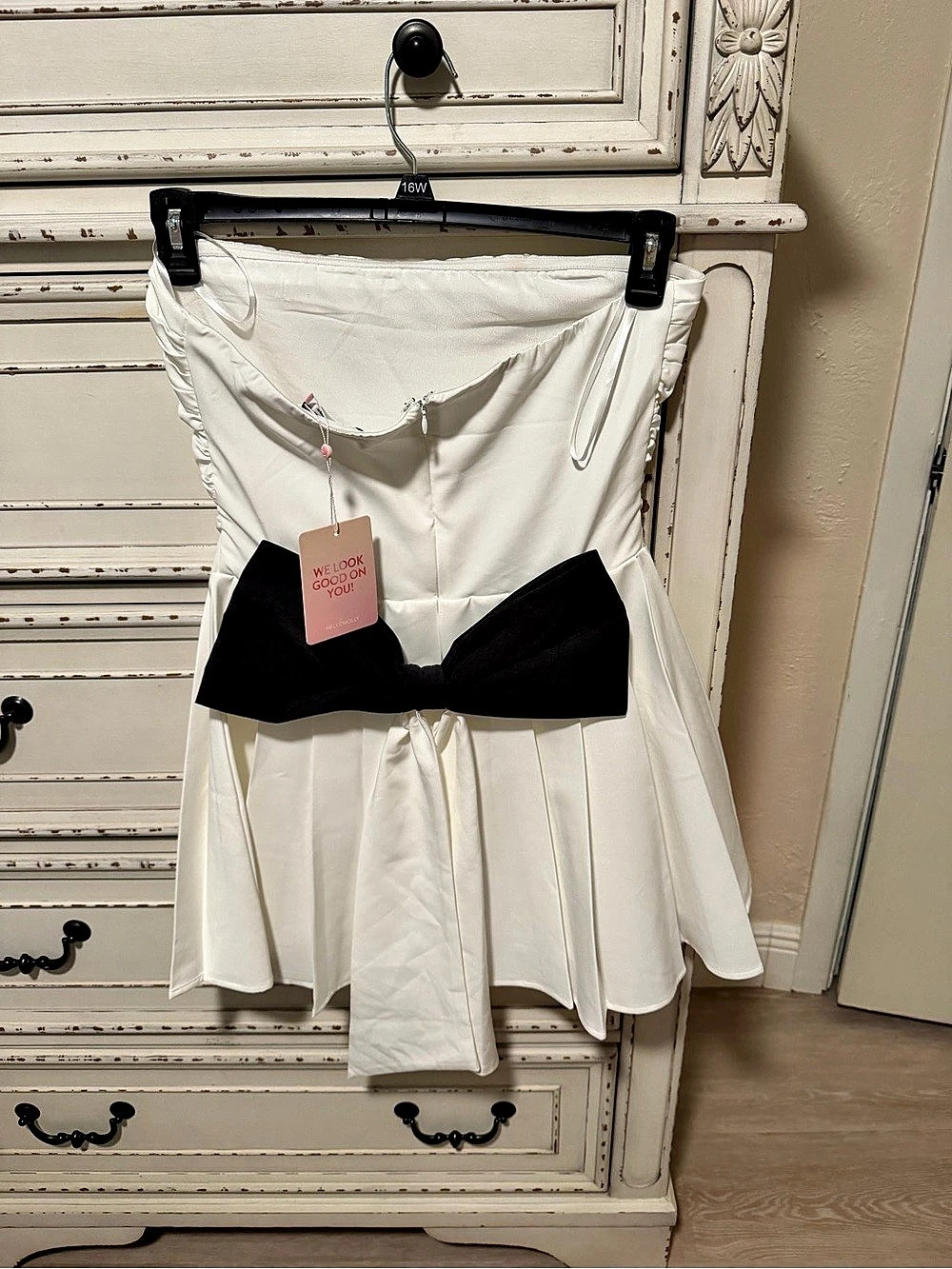 Hello Molly Fluttering Fancy Strapless Mini Dress White & Black Size 6